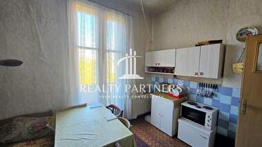 Продажба - Апартамент в Изток,  Перник