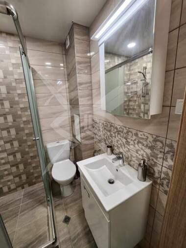 Închiriere - Apartament în Kolhozen pazar,  Varna