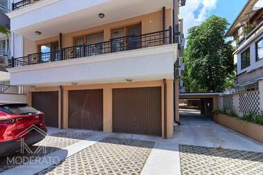 Vânzare - Apartament în Țentăr,  Burgas