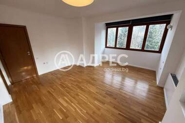 Închiriere - Casă în V.Z. Amerikanski kolej,  Sofia
