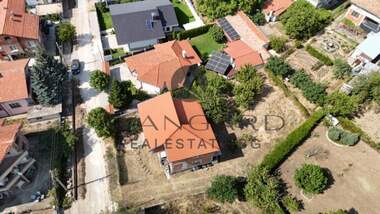 For sale - House in Brestovica,  Plovdiv
