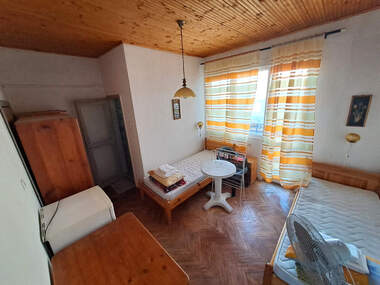 For sale - Floor of a house in Lozenec,  Iambol