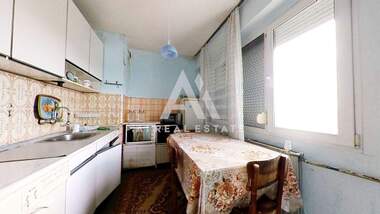 Продажба - Апартамент в Сторгозия,  Плевен