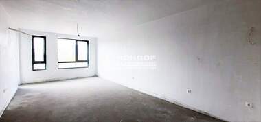 Vânzare - Apartament în Kărșiaka,  Plovdiv