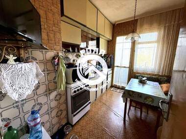 For sale - Apartment in Kiuchuk Parij,  Plovdiv