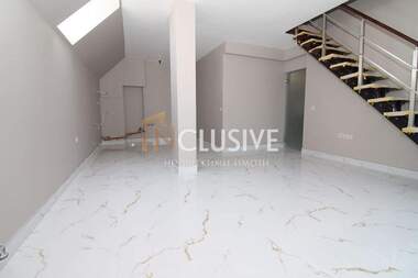 Продажба - Апартамент в Каменица 1,  Пловдив