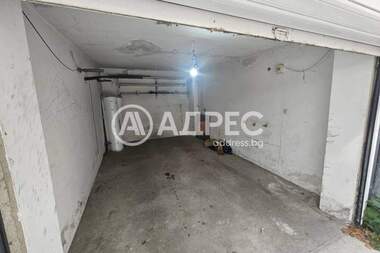 Închiriere - Loc de parcare în Okrăjna bolnița - Generali,  Varna