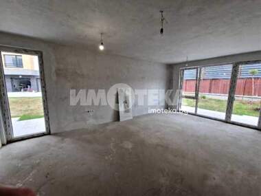 For sale - Apartment in Gorubliane,  Sofia
