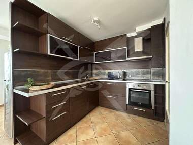 For rent - Apartment in VINS - Cherven ploshtad,  Varna