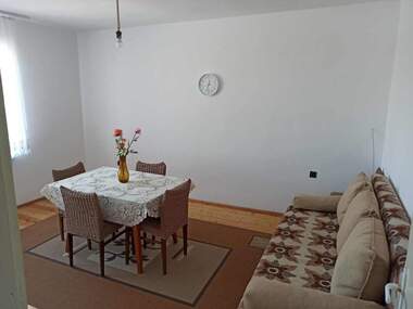 For sale - Apartment in Center,  Dobrich