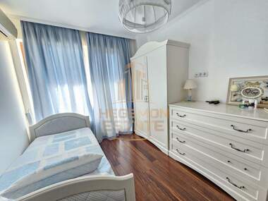 Vânzare - Apartament în Golden Sands,  Varna