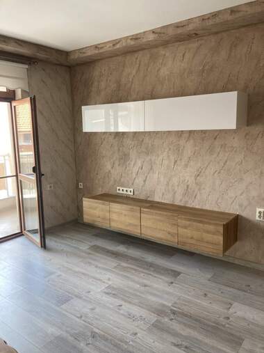 Miete - Wohnung in Mladejki halm,  Haskowo