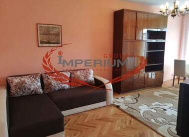 Închiriere - Apartament în Ceaîka,  Varna