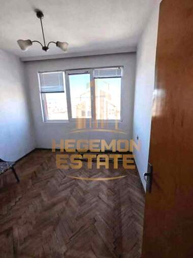 Vânzare - Apartament în Center,  Varna