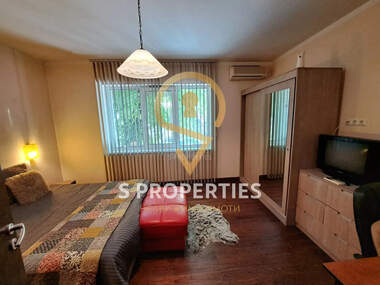 Vânzare - Apartament în Center,  Varna