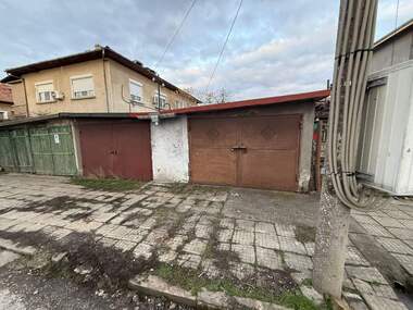 Vânzare - Etaj din casă în Țentăr,  Lovece