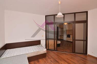 For sale - Apartment in Sveti Konstantin i Elena,  Varna
