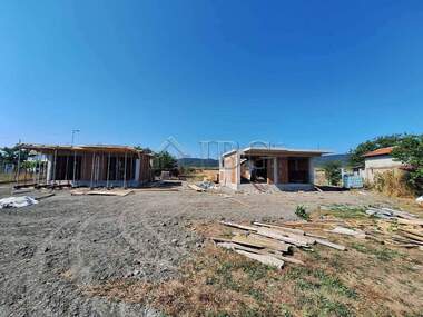 For sale - House in Orizare,  Burgas