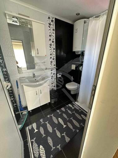 Închiriere - Apartament în VINS - Ceerven ploștiad,  Varna