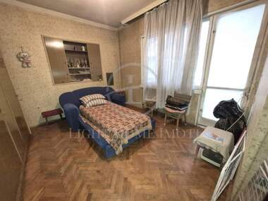 Продажба - Етаж от къща в Център,  Пловдив