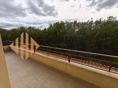 Vânzare - Apartament în Balceik,  Dobrice
