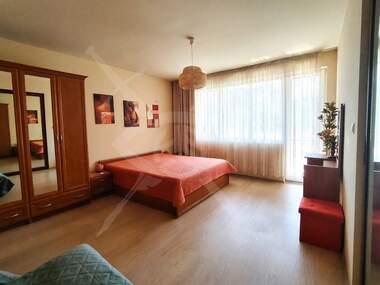 Miete - Wohnung in Lazur,  Burgas