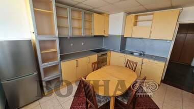 Аренда - Квартира в Родина 2,  Русе