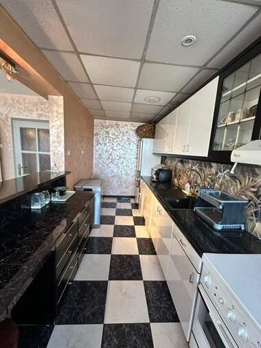 Închiriere - Apartament în Kărșiaka,  Plovdiv