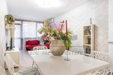 For sale - Apartment in Okrajna bolnica - Generali,  Varna