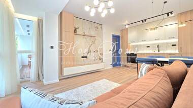 Vânzare - Apartament în Iztok,  Sofia