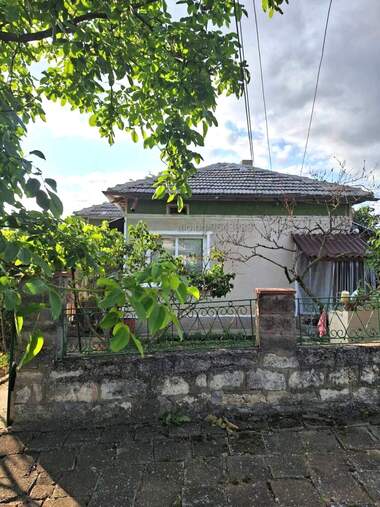 Vânzare - Casă în Kardam,  Dobrice