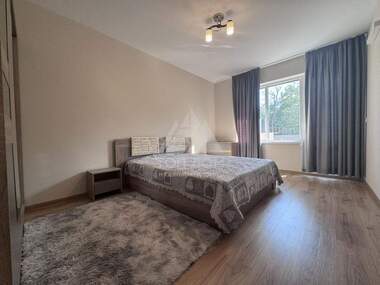 Miete - Wohnung in Mladost 2,  Warna