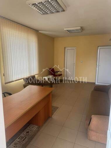 Kira - Ofis olarak Centar,  Veliko Tarnovo