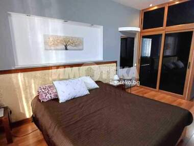 For rent - Apartment in Kolhozen pazar,  Varna