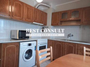 Închiriere - Apartament în Drujba 1,  Ruse