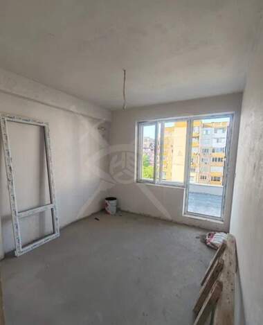 Продажа - Квартира в Остромила,  Пловдив