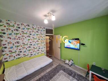 For rent - Apartment in Vazrajdane 1,  Varna
