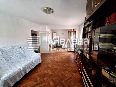 For sale - Apartment in Center,  Iambol