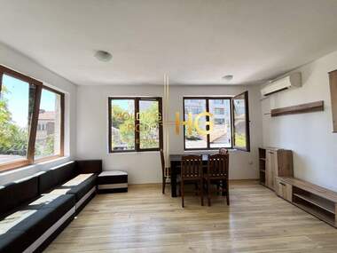 For sale - Apartment in Operata,  Varna