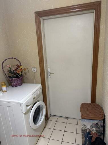Продажба - Апартамент в Железник-център,  Стара Загора
