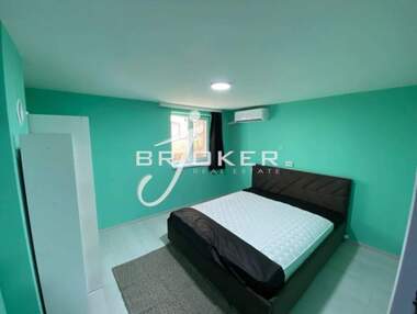 Închiriere - Apartament în Veselceane,  Kărdjali