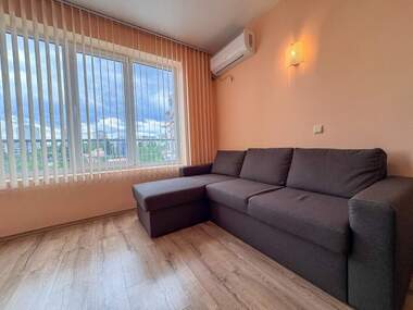 Închiriere - Apartament în Zornița,  Burgas