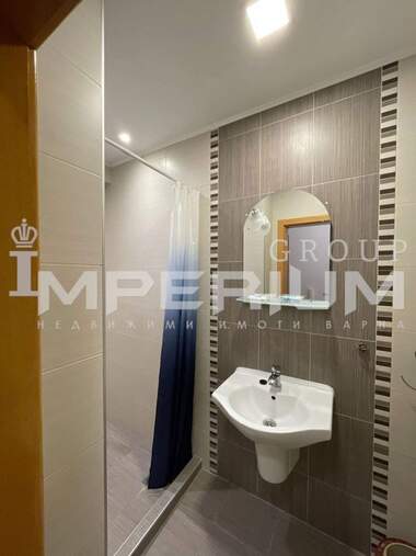 Închiriere - Apartament în Okrăjna bolnița - Generali,  Varna