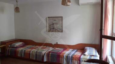 Închiriere - Apartament în Liatno kino Trakia,  Varna