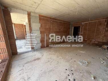 Продажба - Апартамент в Мадика,  Бургас