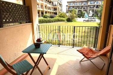 Satış - Apartman olarak Topola,  Dobriç
