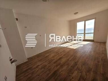 Продажба - Апартамент в Свети Влас,  Бургас
