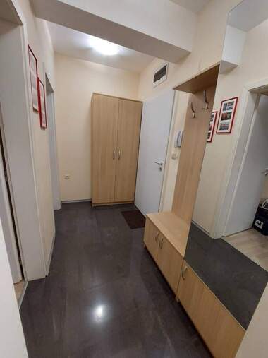 Miete - Wohnung in Izgrew,  Burgas
