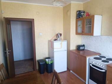Închiriere - Apartament în Țentăr,  Vrața