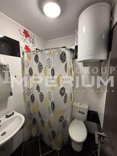Închiriere - Apartament în Liatno kino Trakia,  Varna